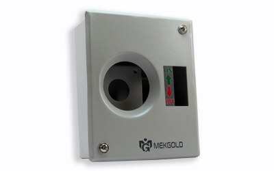 AC-BOX-WO-PLUG & SOCKET-01